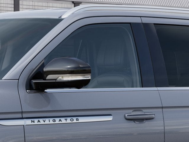 2027 Lincoln Navigator Premiere