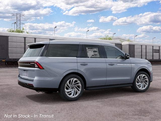 2027 Lincoln Navigator Premiere