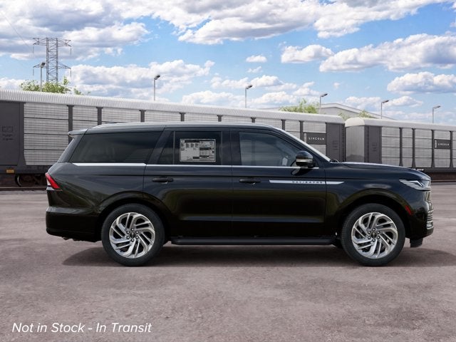 2027 Lincoln Navigator Premiere