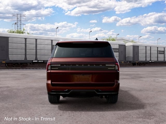 2027 Lincoln Navigator Premiere