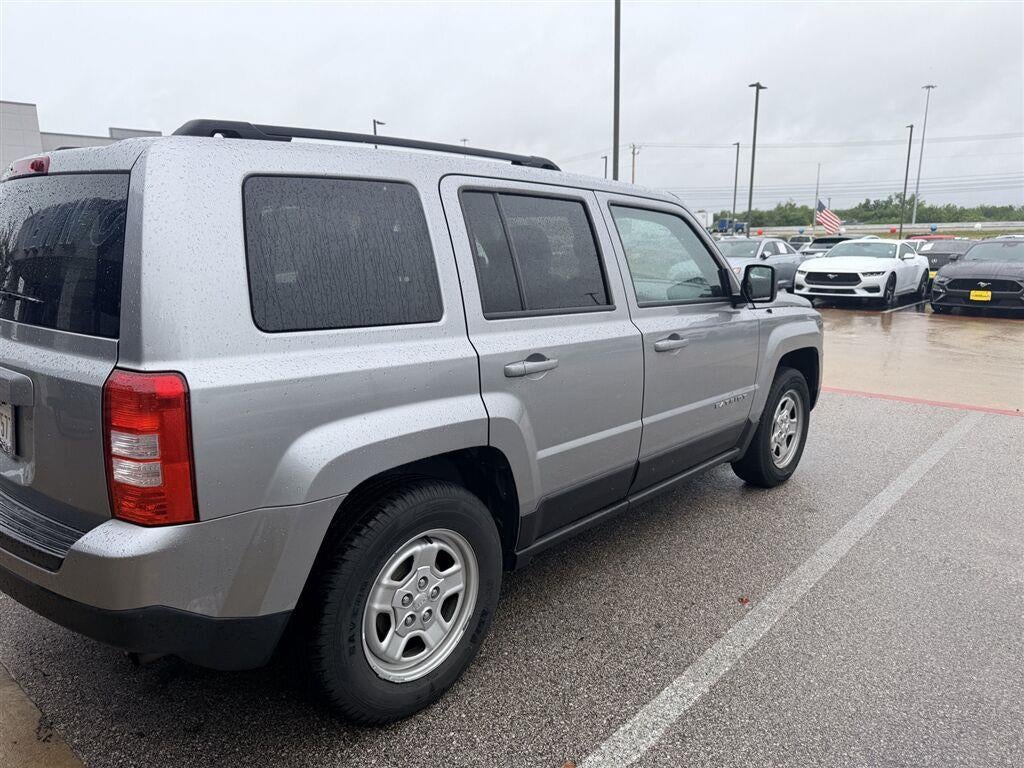 2016 Jeep Patriot SPORT