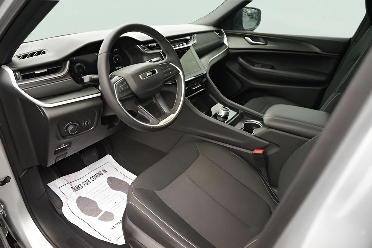 2025 Jeep Grand Cherokee L Laredo X