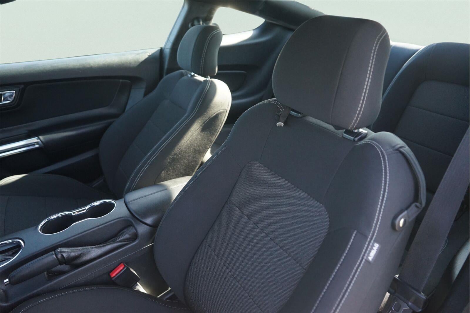 2016 Ford Mustang V6