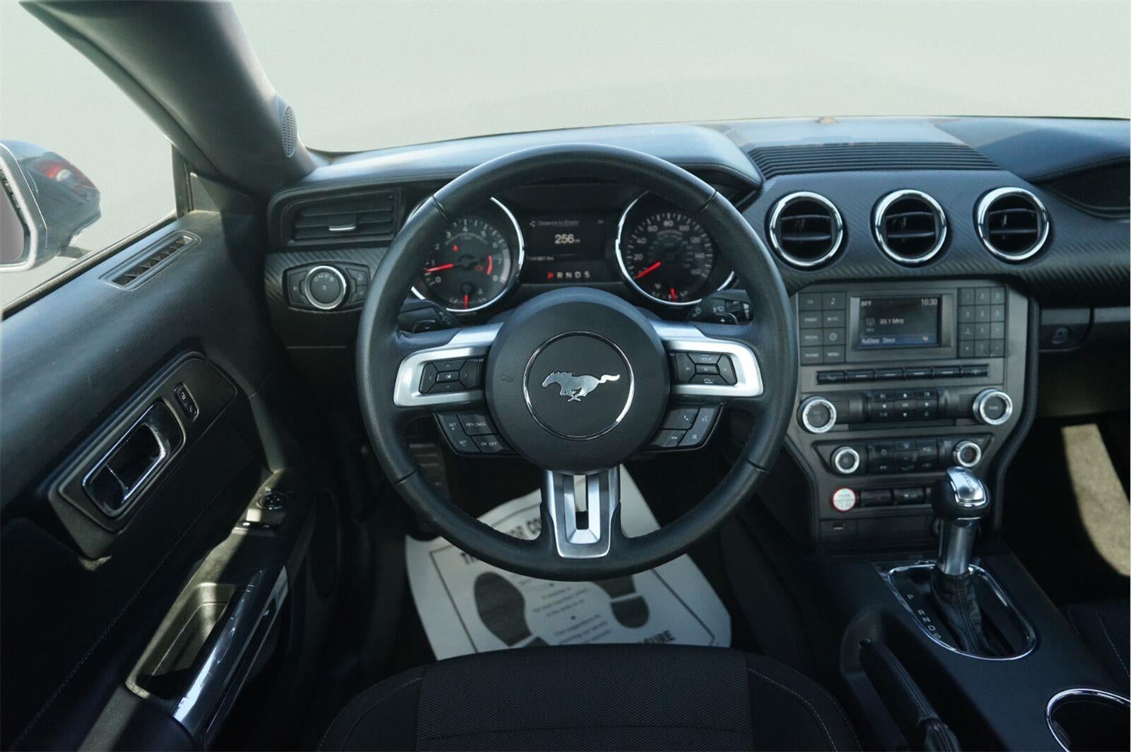 2016 Ford Mustang V6