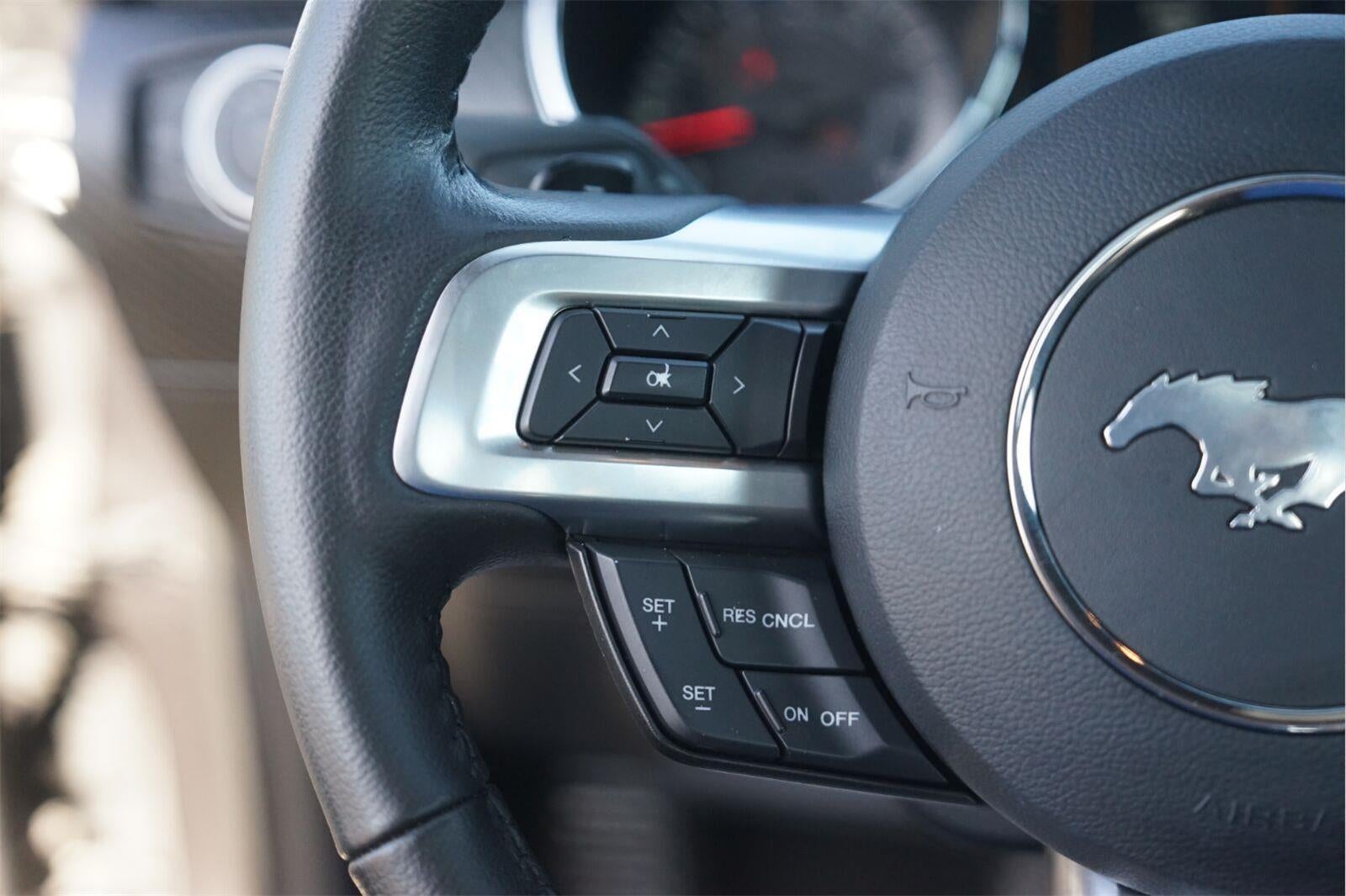 2016 Ford Mustang V6