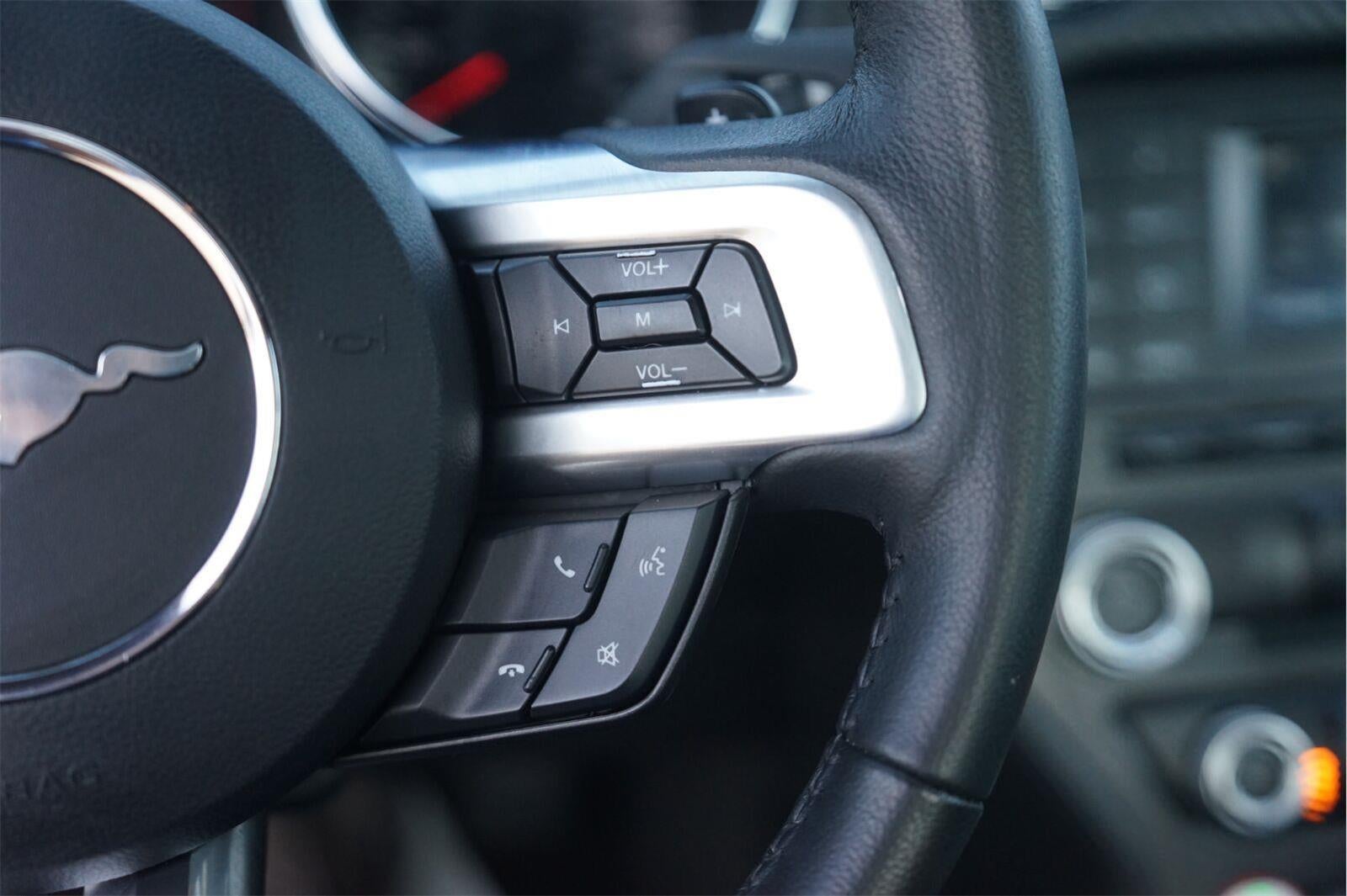 2016 Ford Mustang V6