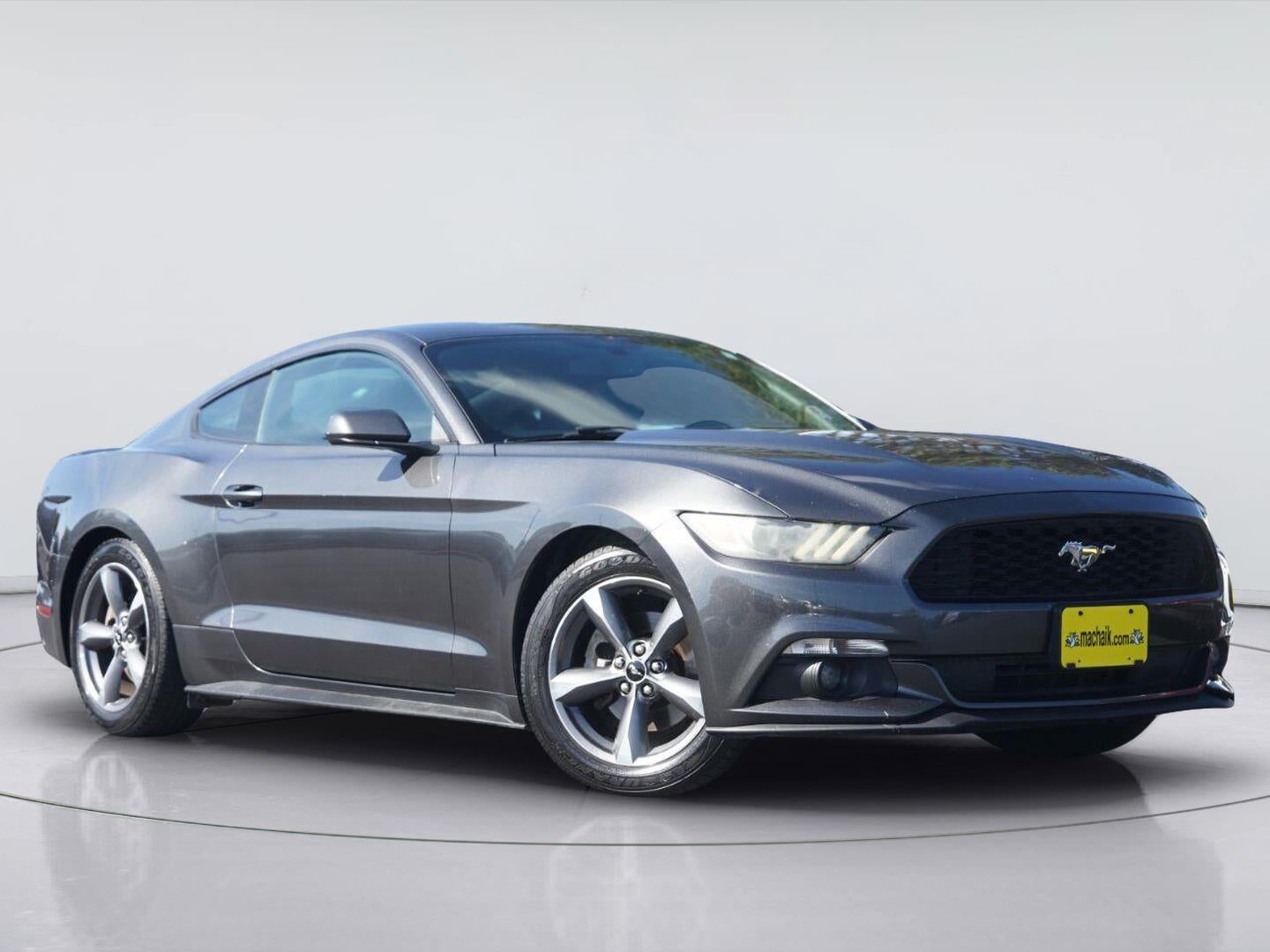 2016 Ford Mustang V6