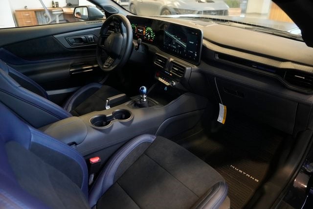 2025 Ford Mustang Dark Horse