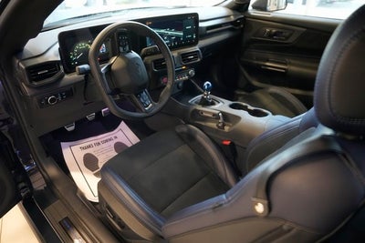 2025 Ford Mustang Dark Horse