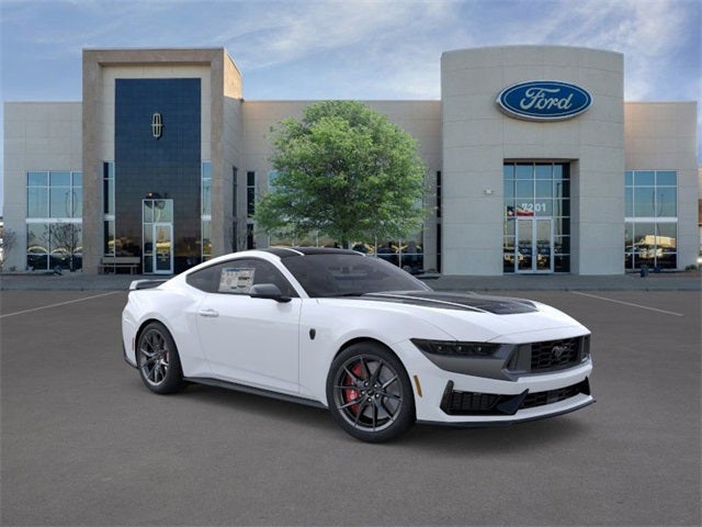 2026 Ford Mustang Dark Horse