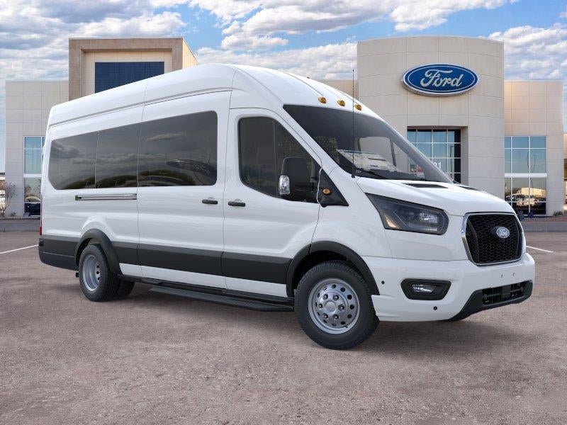 2026 Ford Transit Passenger Wagon XLT