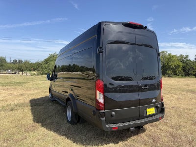 2026 Ford Transit Passenger Wagon XLT