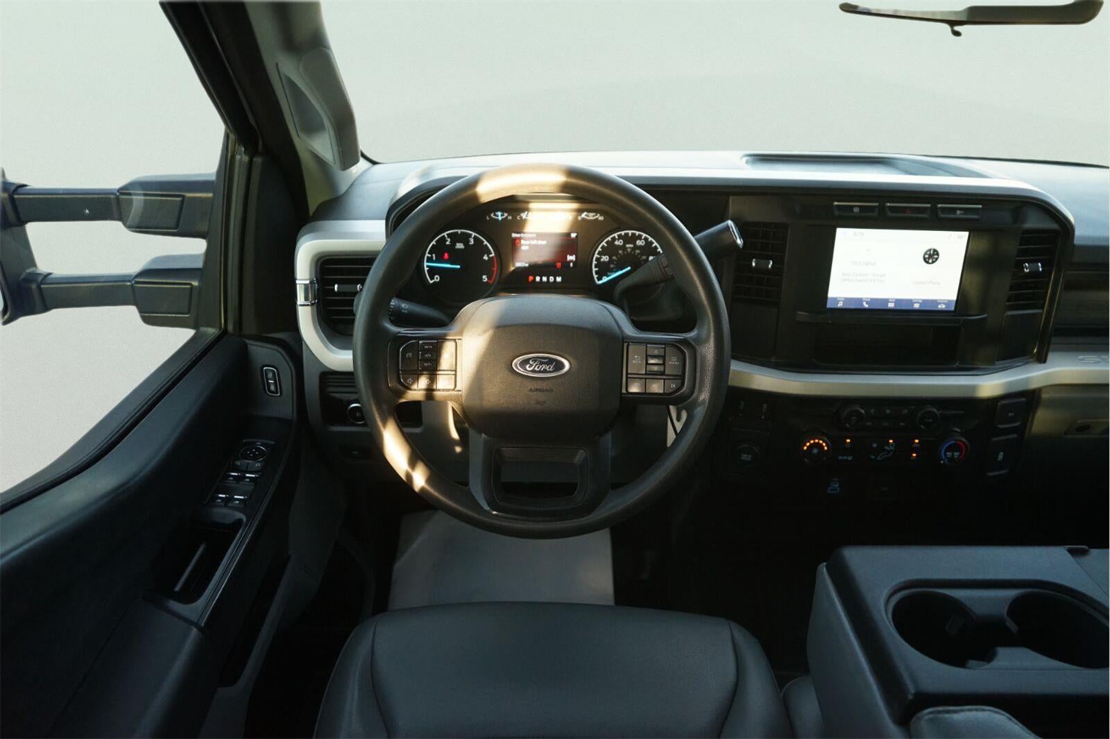 2024 Ford Super Duty F-350 DRW XL