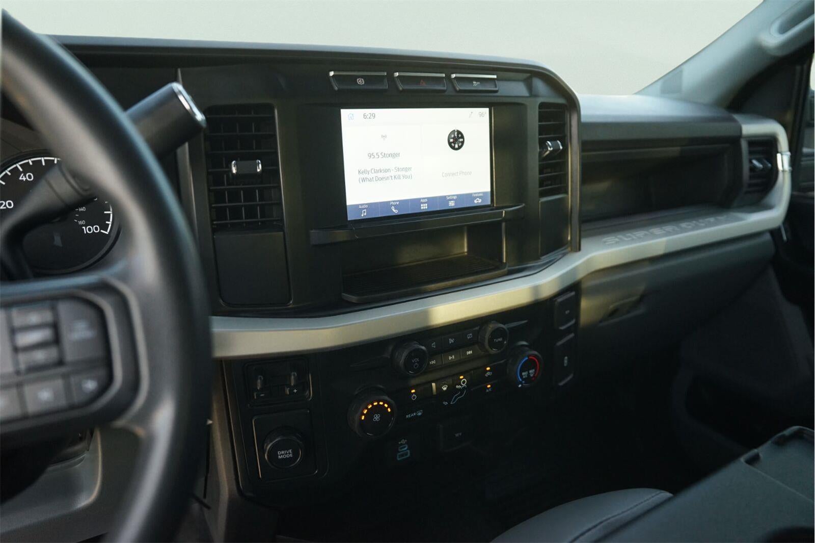 2024 Ford Super Duty F-350 DRW XL