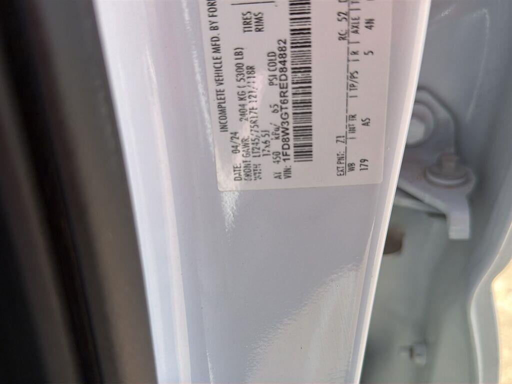 2024 Ford Super Duty F-350 Drw XL
