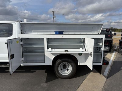 2027 Ford Super Duty F-350 Drw XL