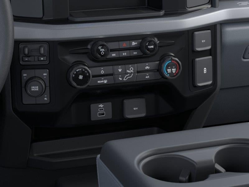 2026 Ford Super Duty F-350 DRW XL