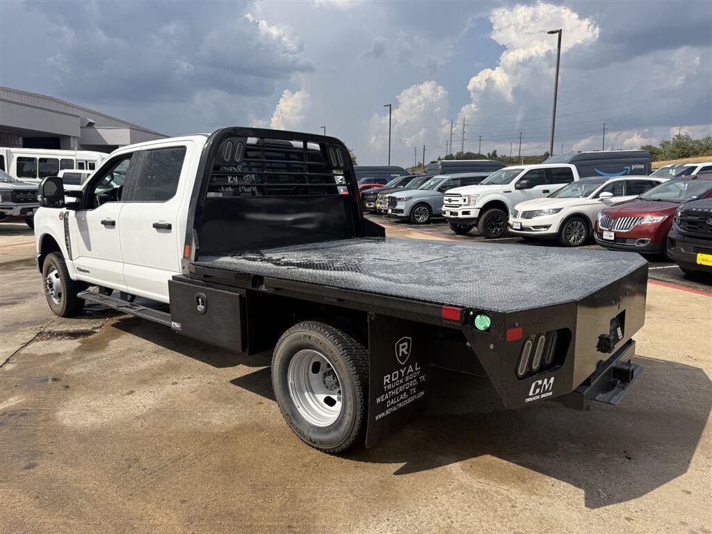 2026 Ford Super Duty F-350 Drw XL