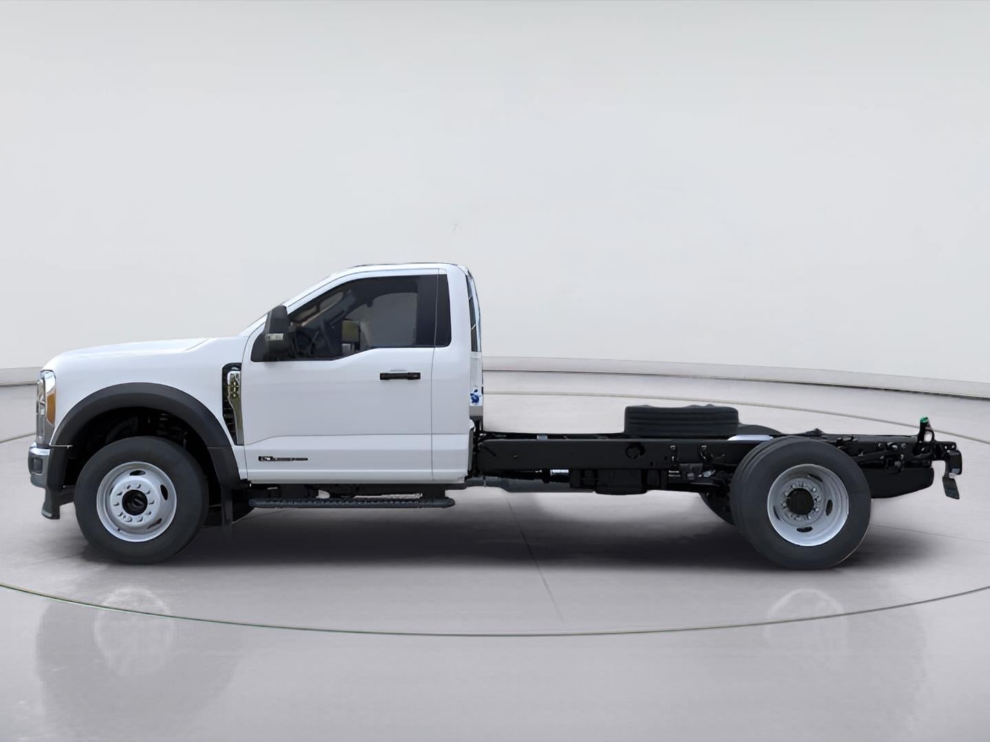 2026 Ford Super Duty F-600 Drw XL