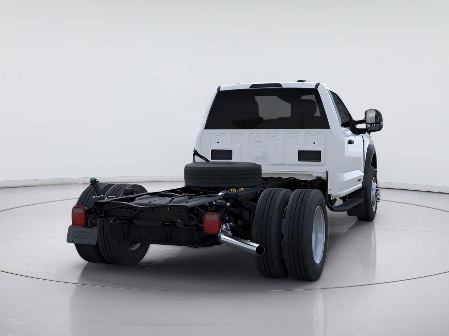2026 Ford Super Duty F-600 Drw XL