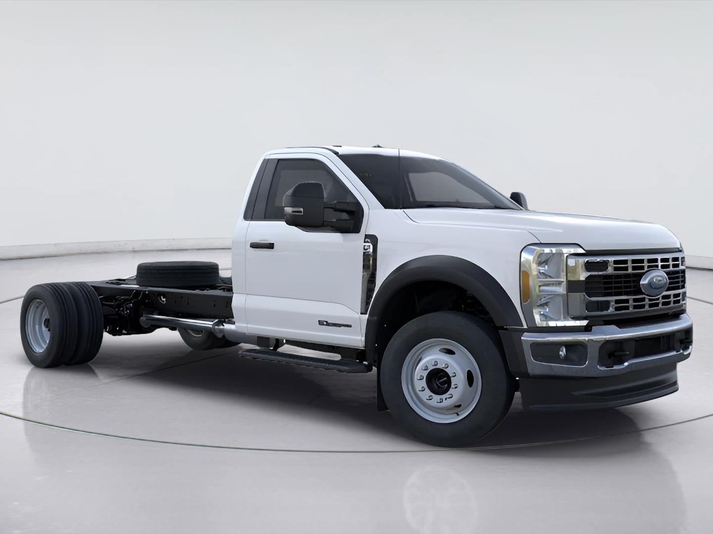 2026 Ford Super Duty F-600 Drw XL