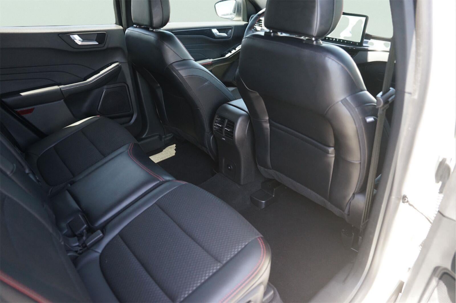 2025 Ford Escape Hybrid ST-Line