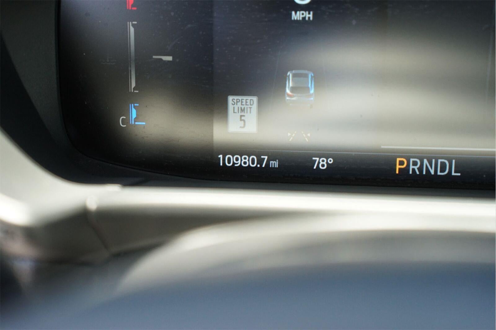 2025 Ford Escape Hybrid ST-Line