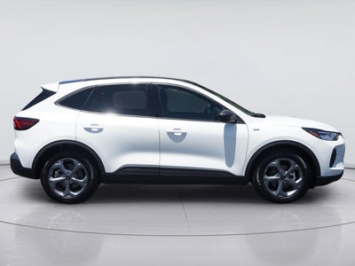 2025 Ford Escape Hybrid ST-Line