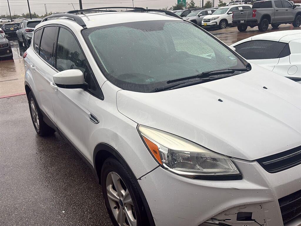 2016 Ford Escape SE