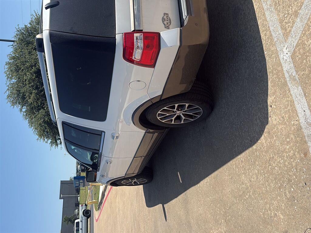 2015 Ford EXPEDITION EL Base
