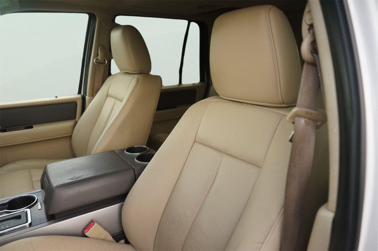 2013 Ford Expedition XLT