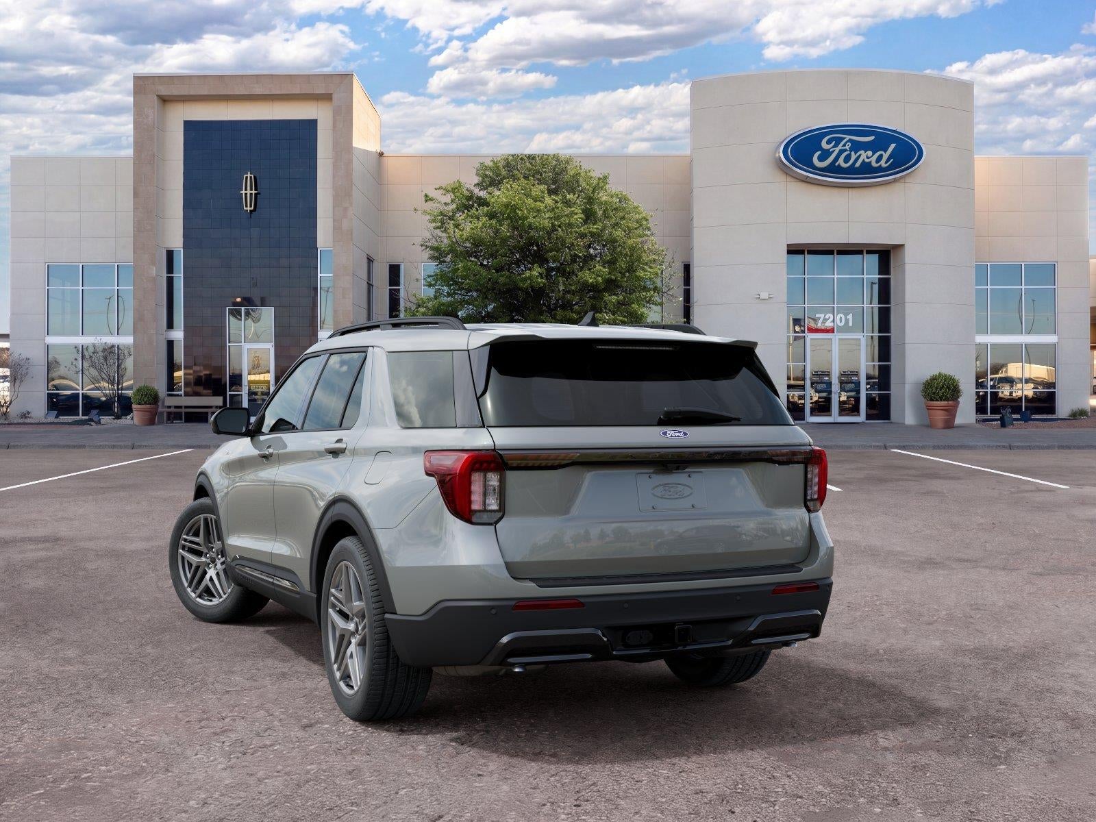 2027 Ford Explorer ST-Line