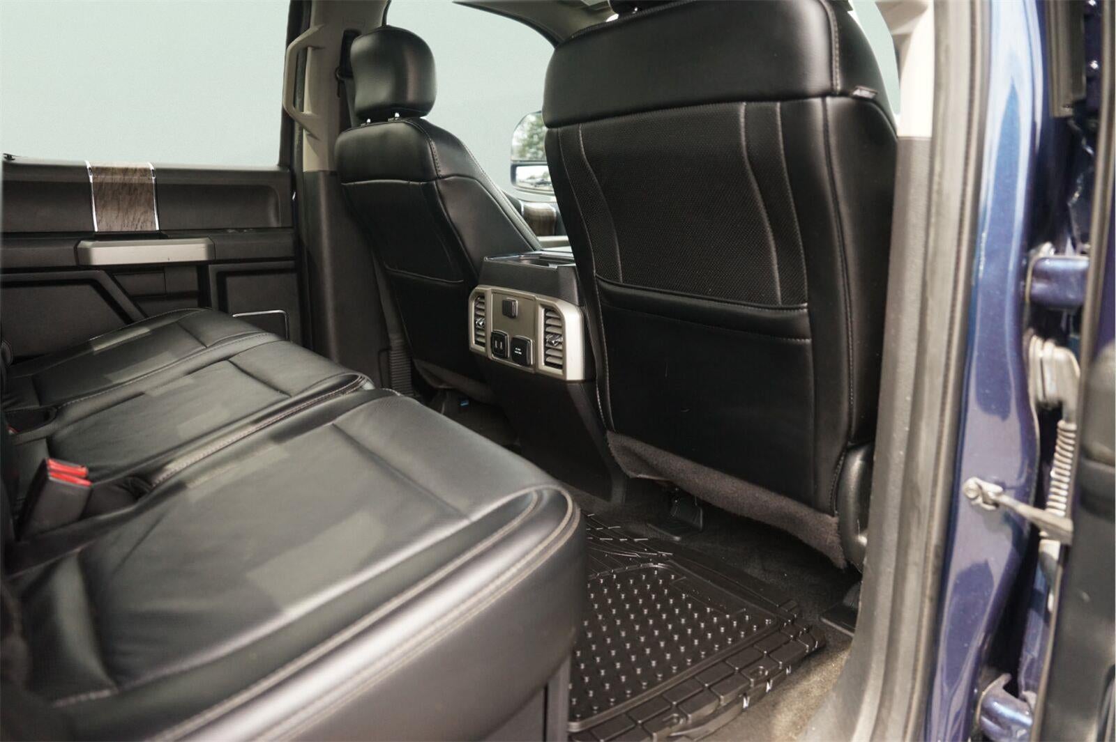2017 Ford Super Duty F-250 SRW Lariat