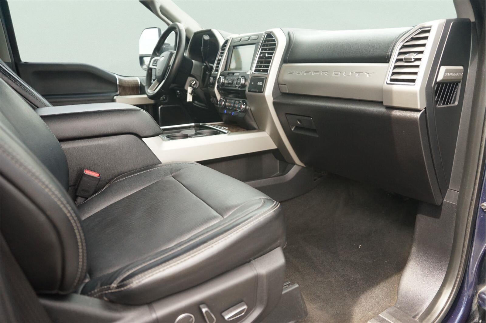 2017 Ford Super Duty F-250 SRW Lariat