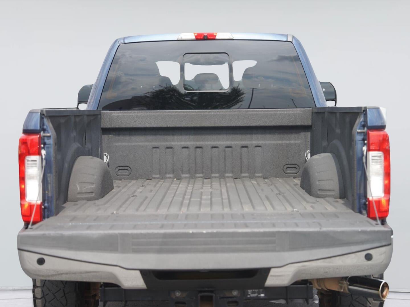2017 Ford Super Duty F-250 SRW Lariat