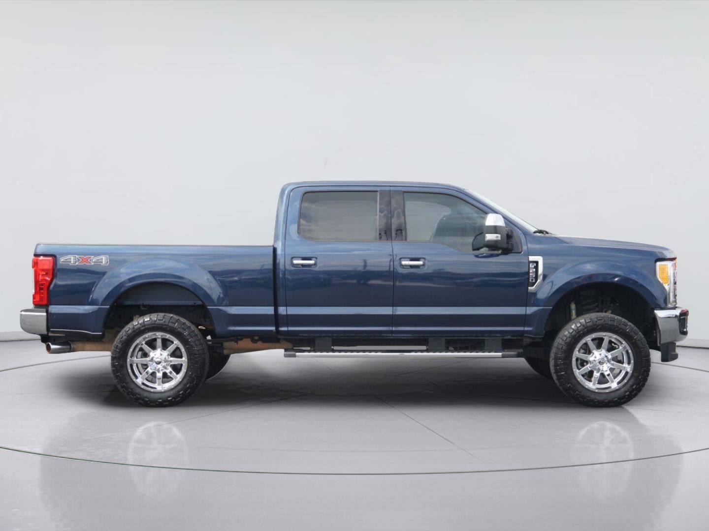 2017 Ford Super Duty F-250 SRW Lariat