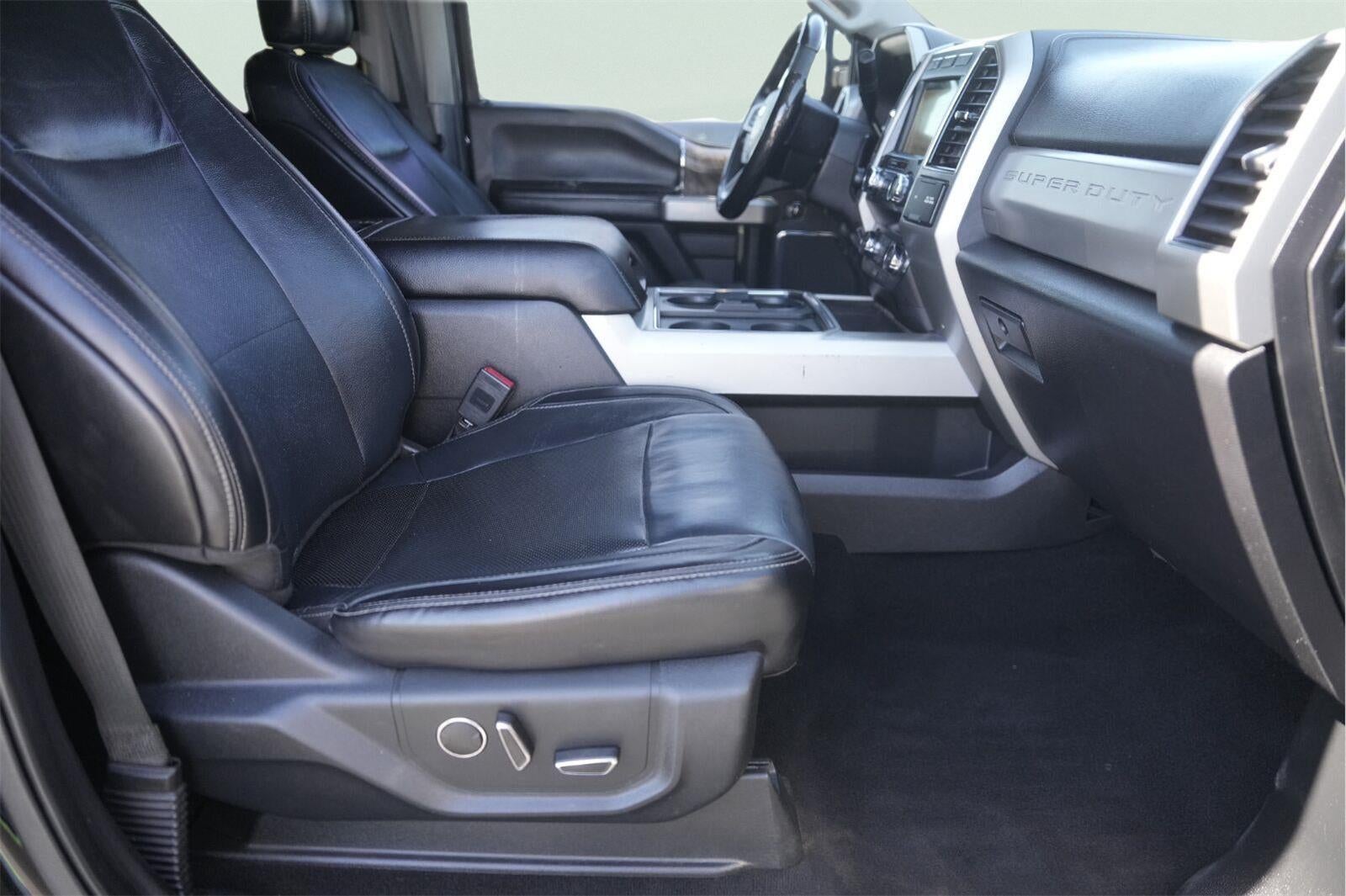 2019 Ford Super Duty F-250 Lariat