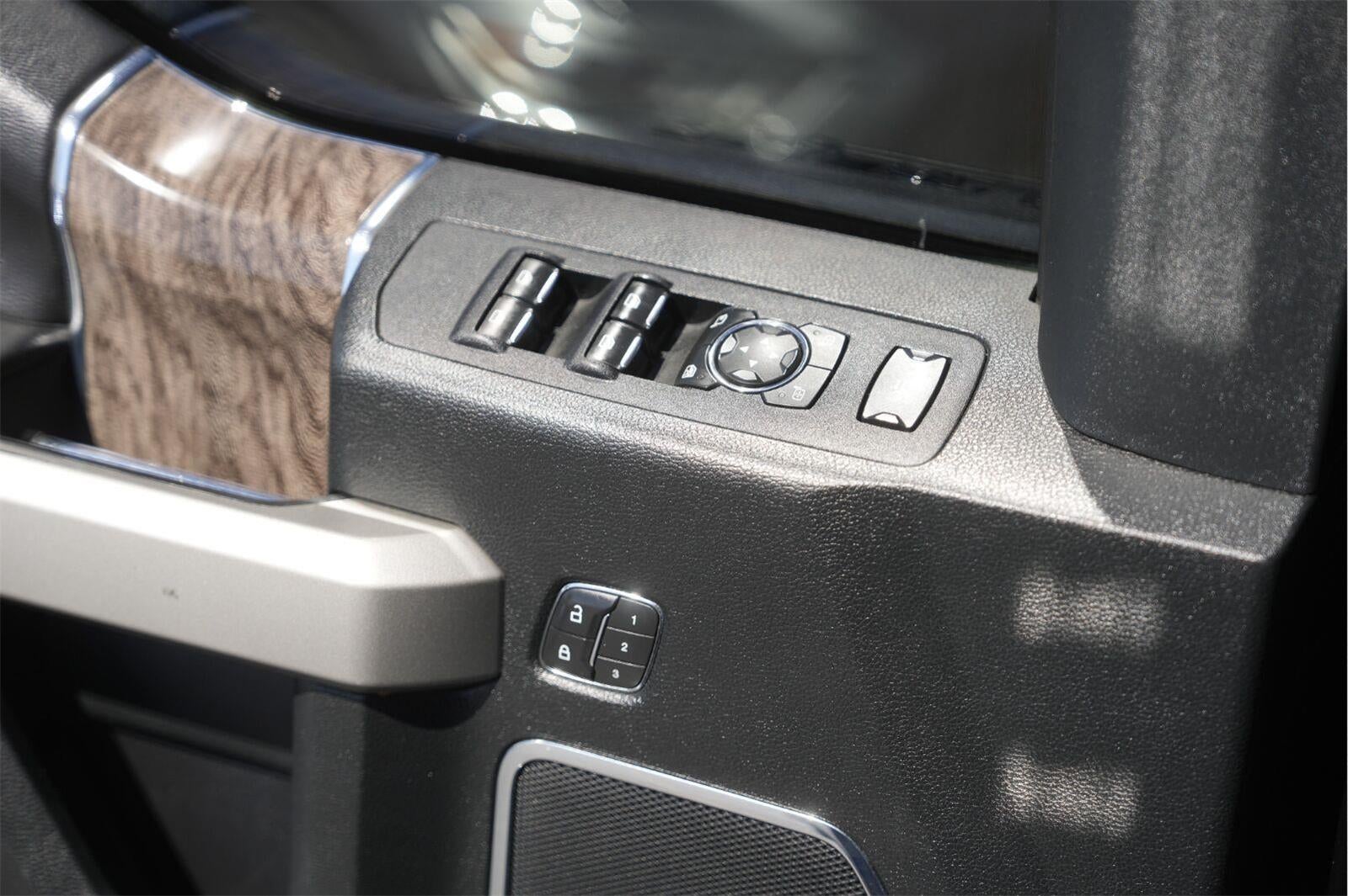 2019 Ford Super Duty F-250 Lariat