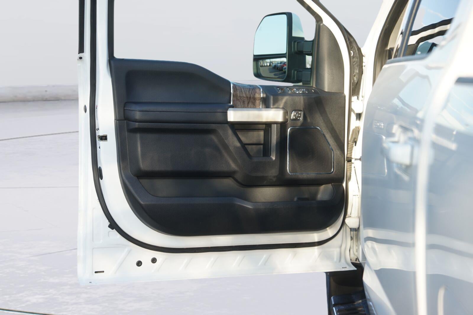 2019 Ford Super Duty F-250 Lariat