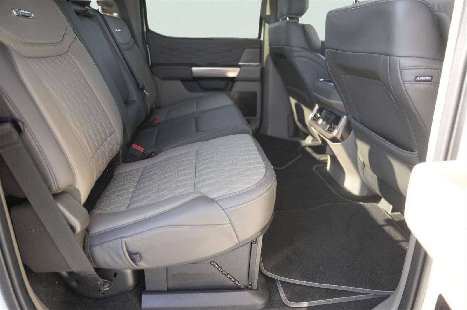 2026 Ford Super Duty F-250 Platinum
