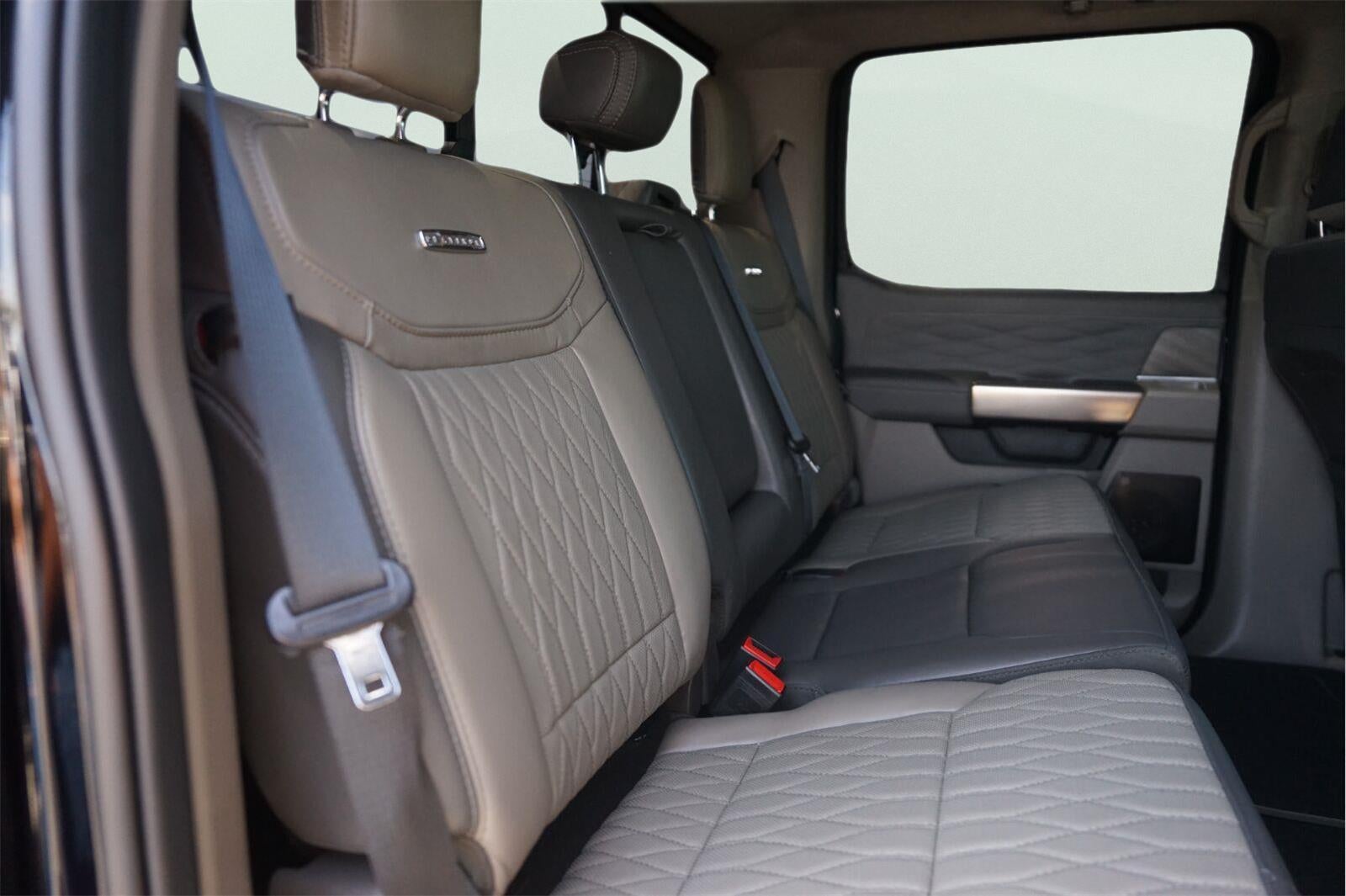 2026 Ford Super Duty F-250 Platinum