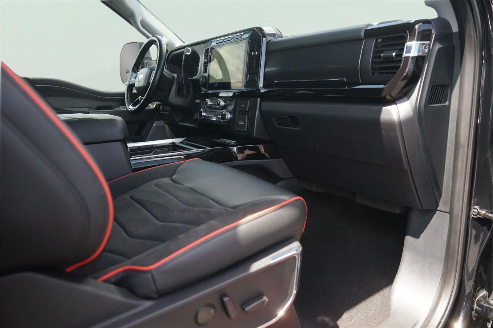 2023 Ford Super Duty F-250 Lariat