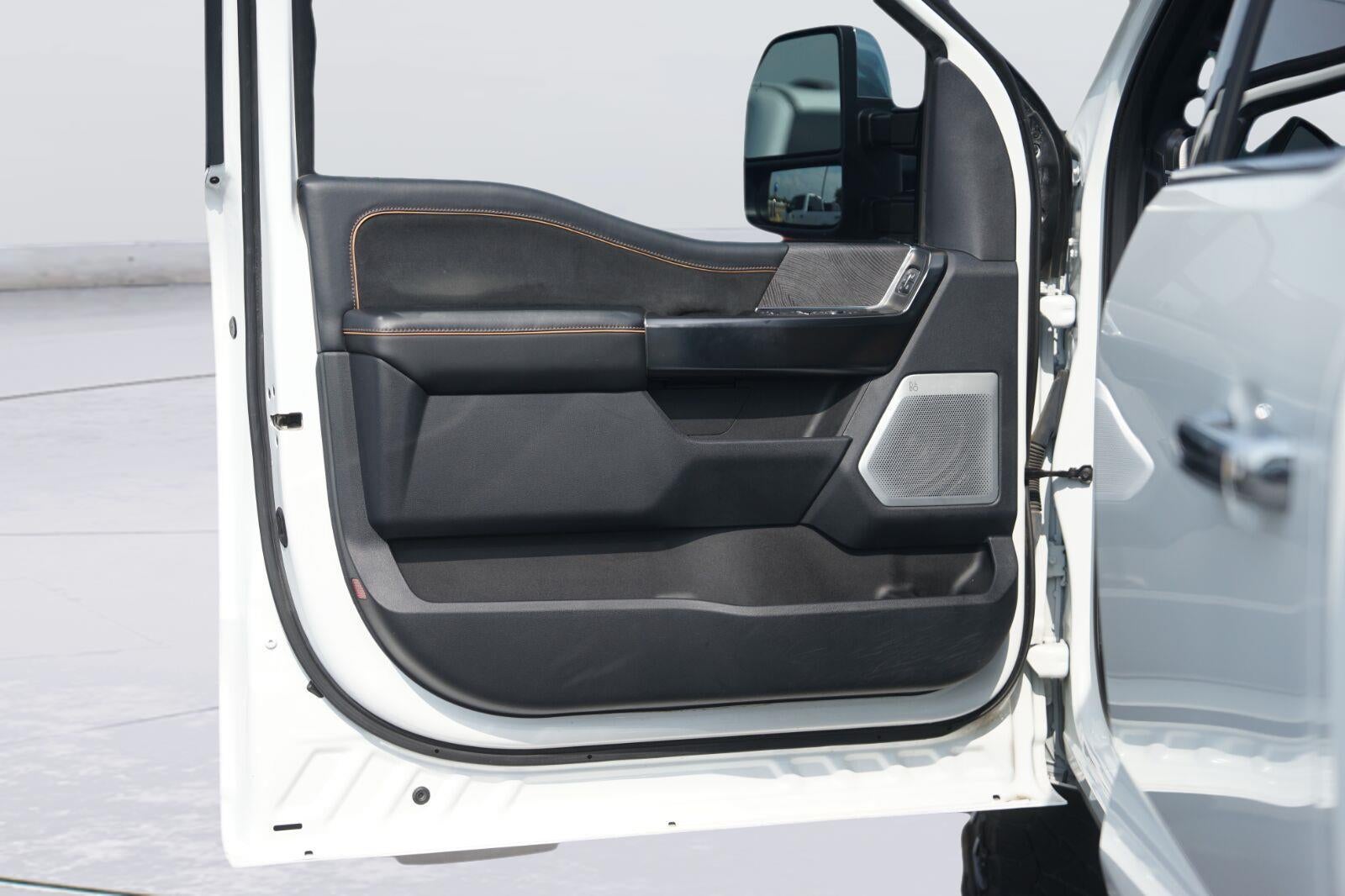 2024 Ford Super Duty F-350 Platinum