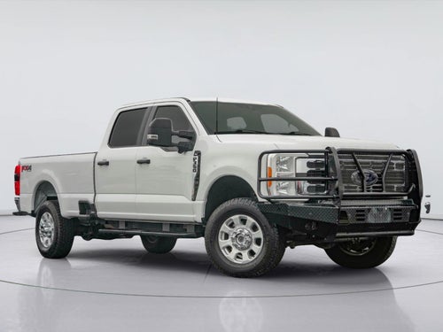 2023 Ford Super Duty F-350 XLT