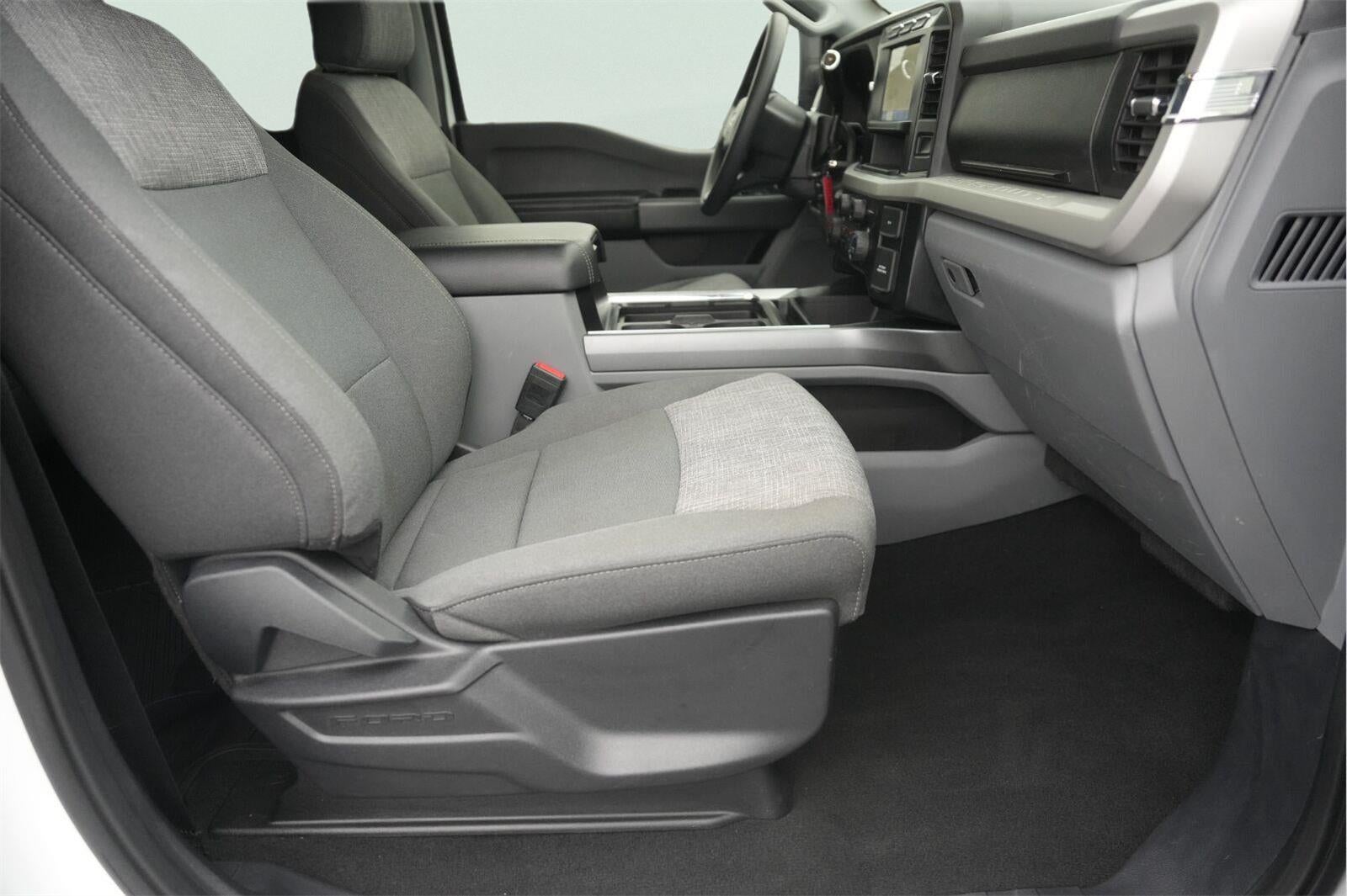 2023 Ford Super Duty F-350 XLT