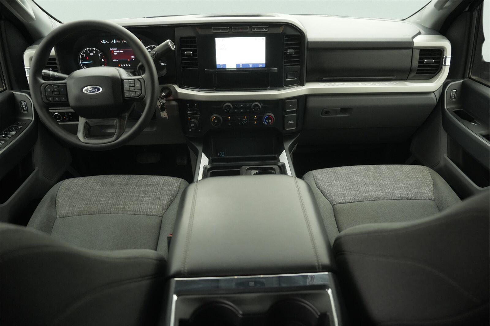 2023 Ford Super Duty F-350 XLT