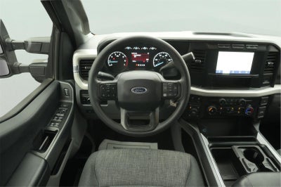 2023 Ford Super Duty F-350 XLT