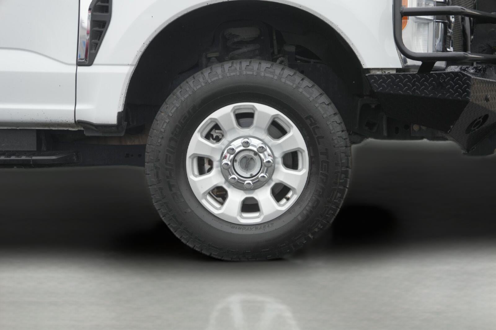2023 Ford Super Duty F-350 XLT
