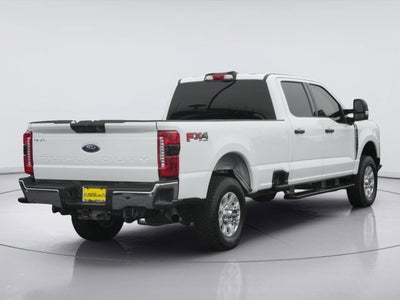 2023 Ford Super Duty F-350 XLT