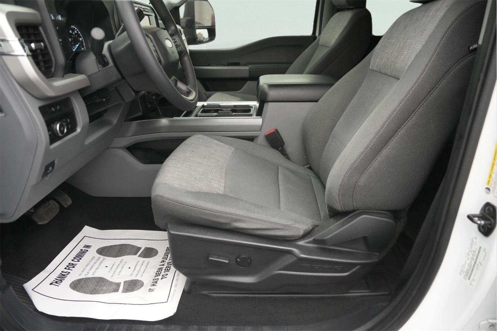 2023 Ford Super Duty F-350 XLT